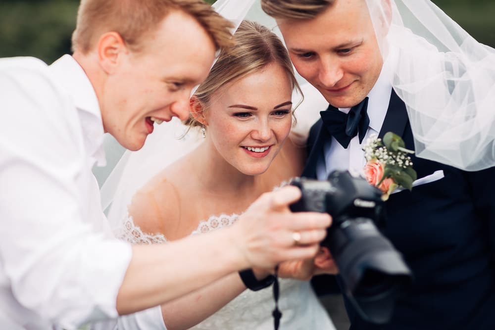 Hva er fordelen med å være to fotografer? Fotografer bryllup Karen Jakob 19 Tips og triks